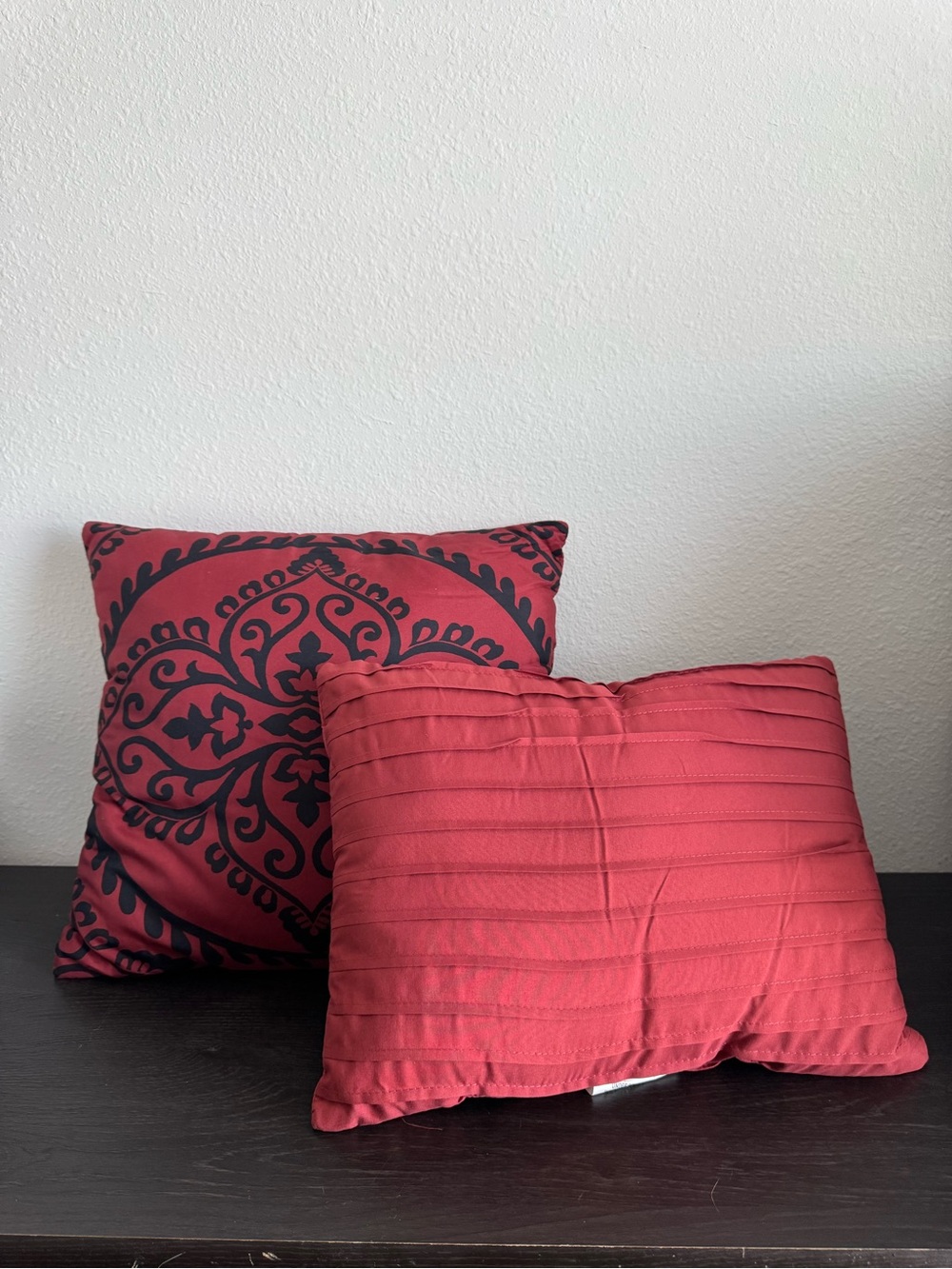 Red Decorative Throw Pillows - Set of 2